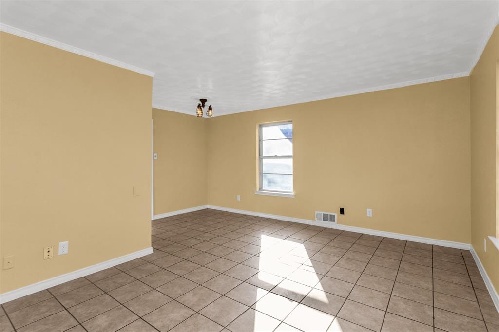 2608 Meandering Way Plano, TX 75074 - Photo 14 of 35