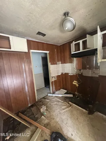 $24,500 | 4326 Sunset Drive, Jackson, MS 39213