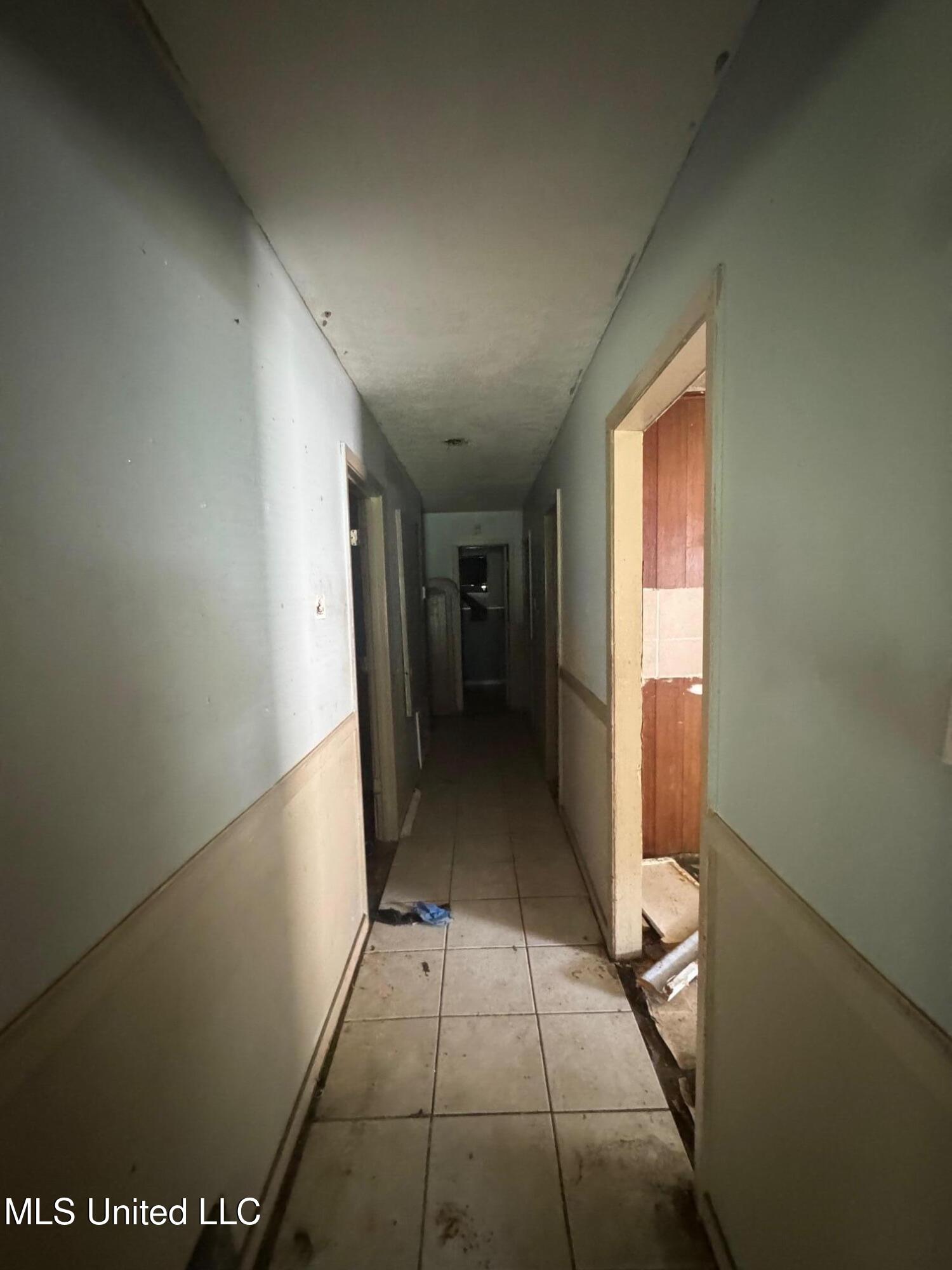 4326 Sunset Drive Jackson, MS 39213 - Photo 5 of 7 IMG_5985