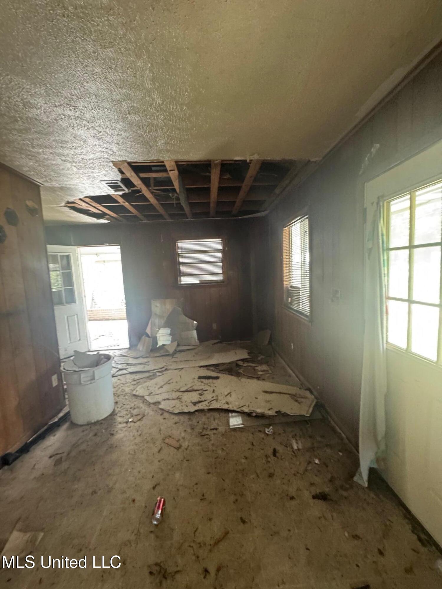 4326 Sunset Drive Jackson, MS 39213 - Photo 6 of 7 IMG_5986