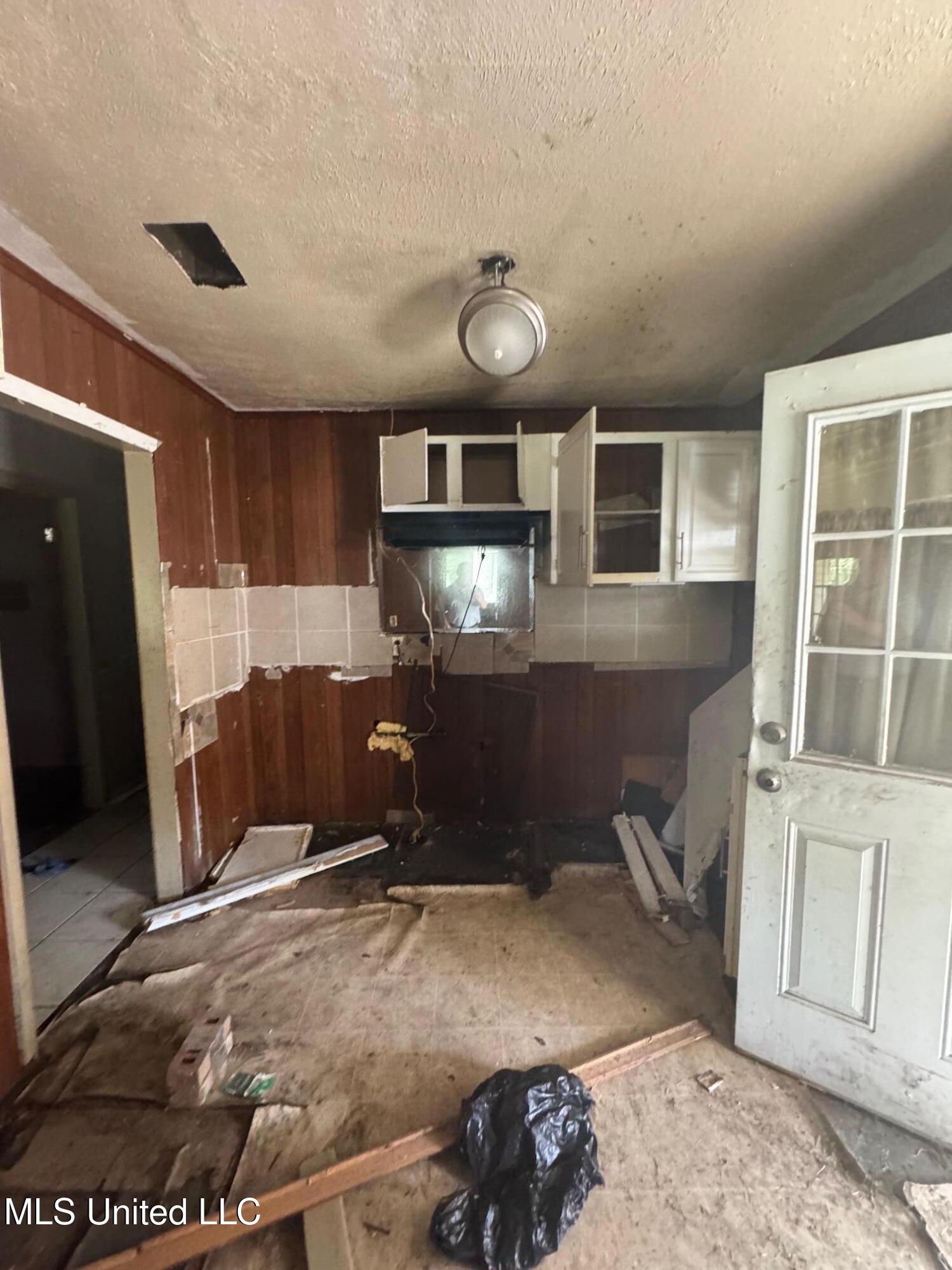 4326 Sunset Drive Jackson, MS 39213 - Photo 7 of 7 IMG_5987