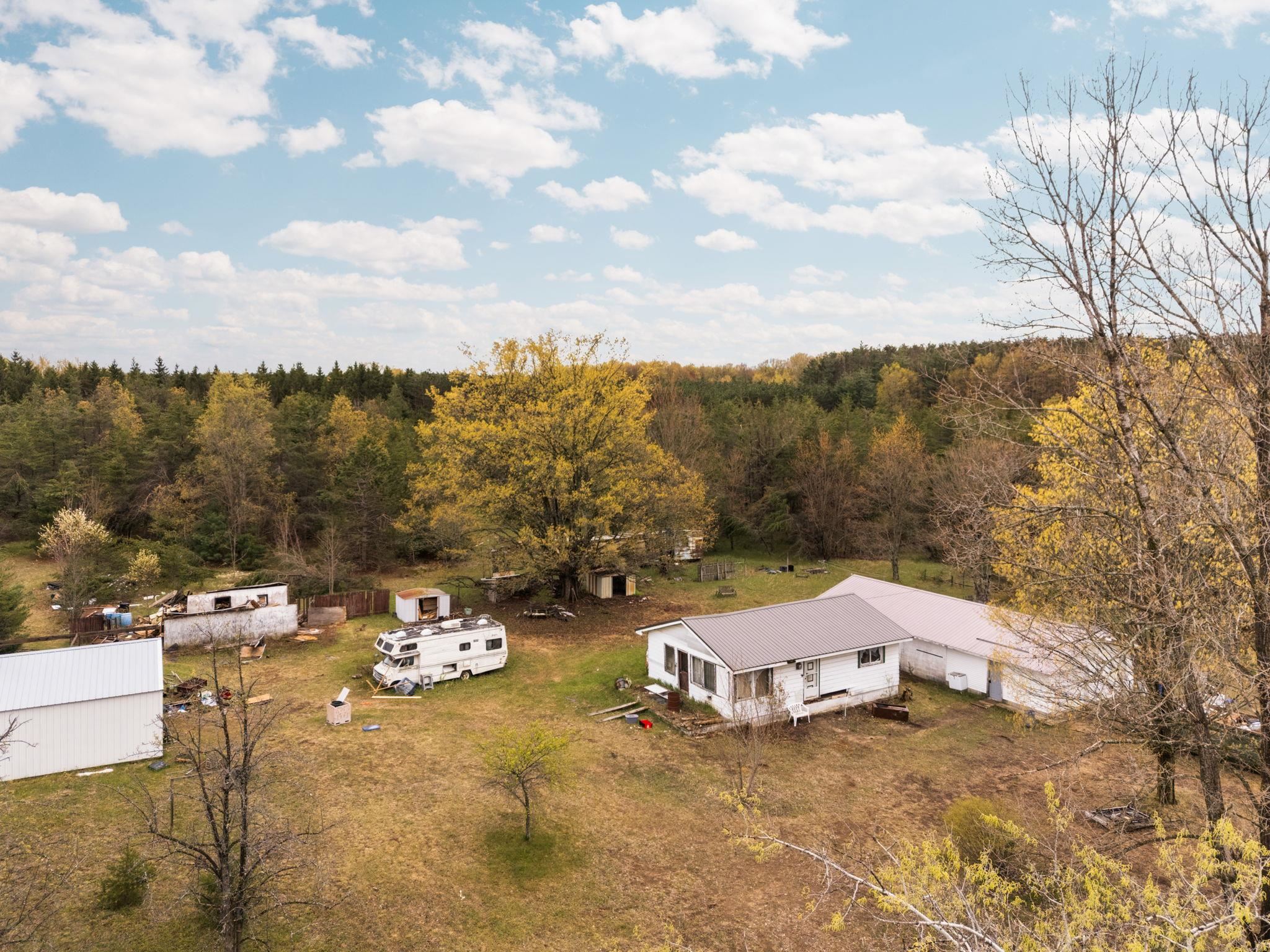 960 East 32 Road Boon, MI 49618 - Photo 1 of 31