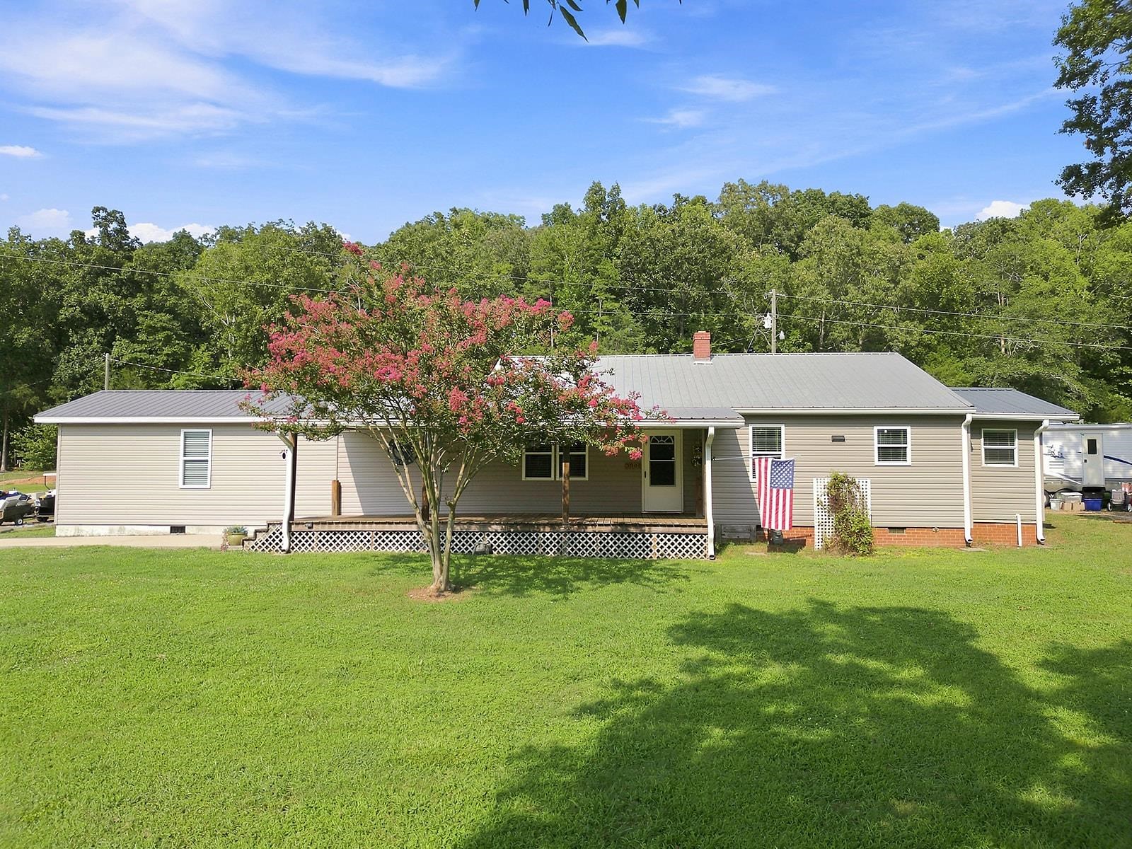 3501 Apple Orchard Road Clinton, SC 29325 - Photo 1 of 50 Gallery Image 1