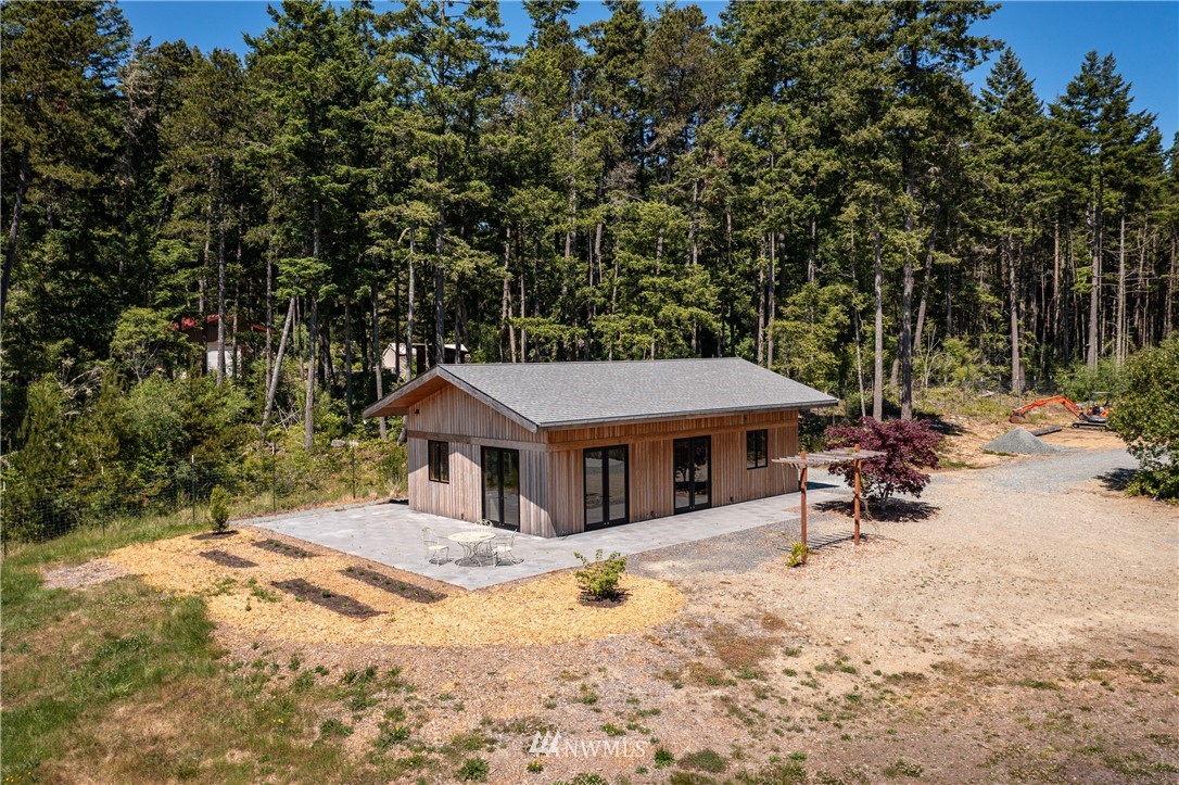 4451 Mud Bay Road Lopez Island, WA 98261 - Photo 4 of 14 Gallery Image 4