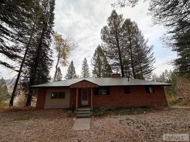 $299,000 | 6 Upper Coyote, Irwin, ID 83428