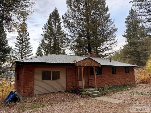 $299,000 | 6 Upper Coyote, Irwin, ID 83428