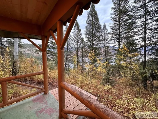 $299,000 | 6 Upper Coyote, Irwin, ID 83428