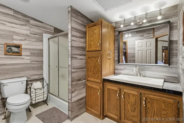 $399,500 | 163 Craig Field Drive, Linn Creek, MO 65052