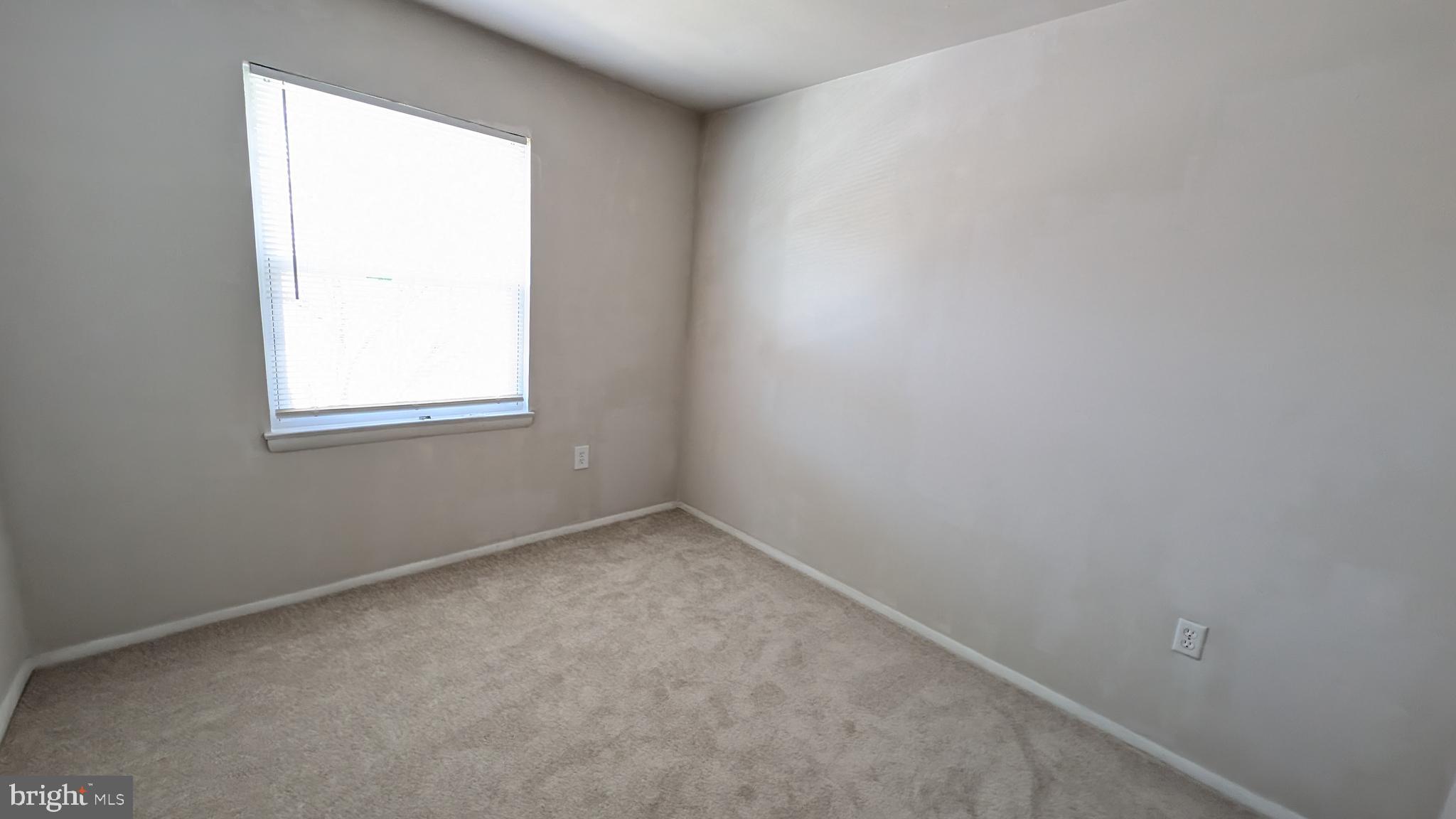 43 Vienna Court Frederick, MD 21702 - Photo 32 of 38 an empty room with a window