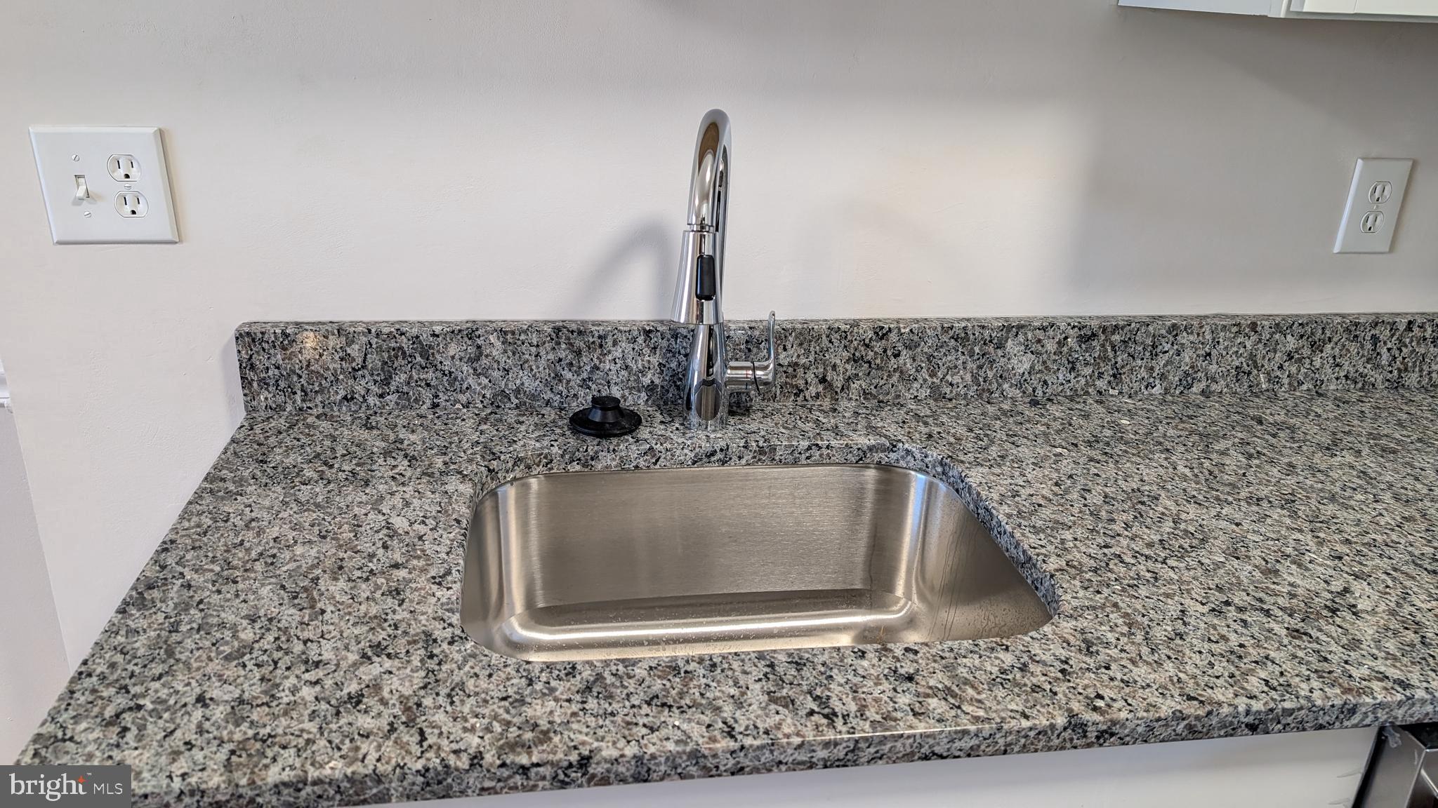 43 Vienna Court Frederick, MD 21702 - Photo 10 of 38 a close view of sink