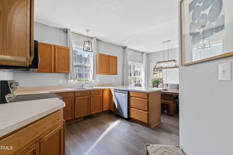 $379,999 | 2528 Laurel Falls Lane, Raleigh, NC 27603