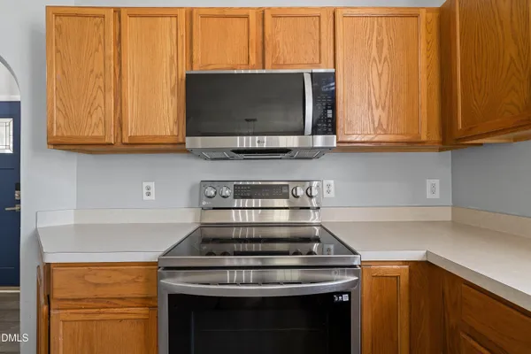 $379,999 | 2528 Laurel Falls Lane, Raleigh, NC 27603