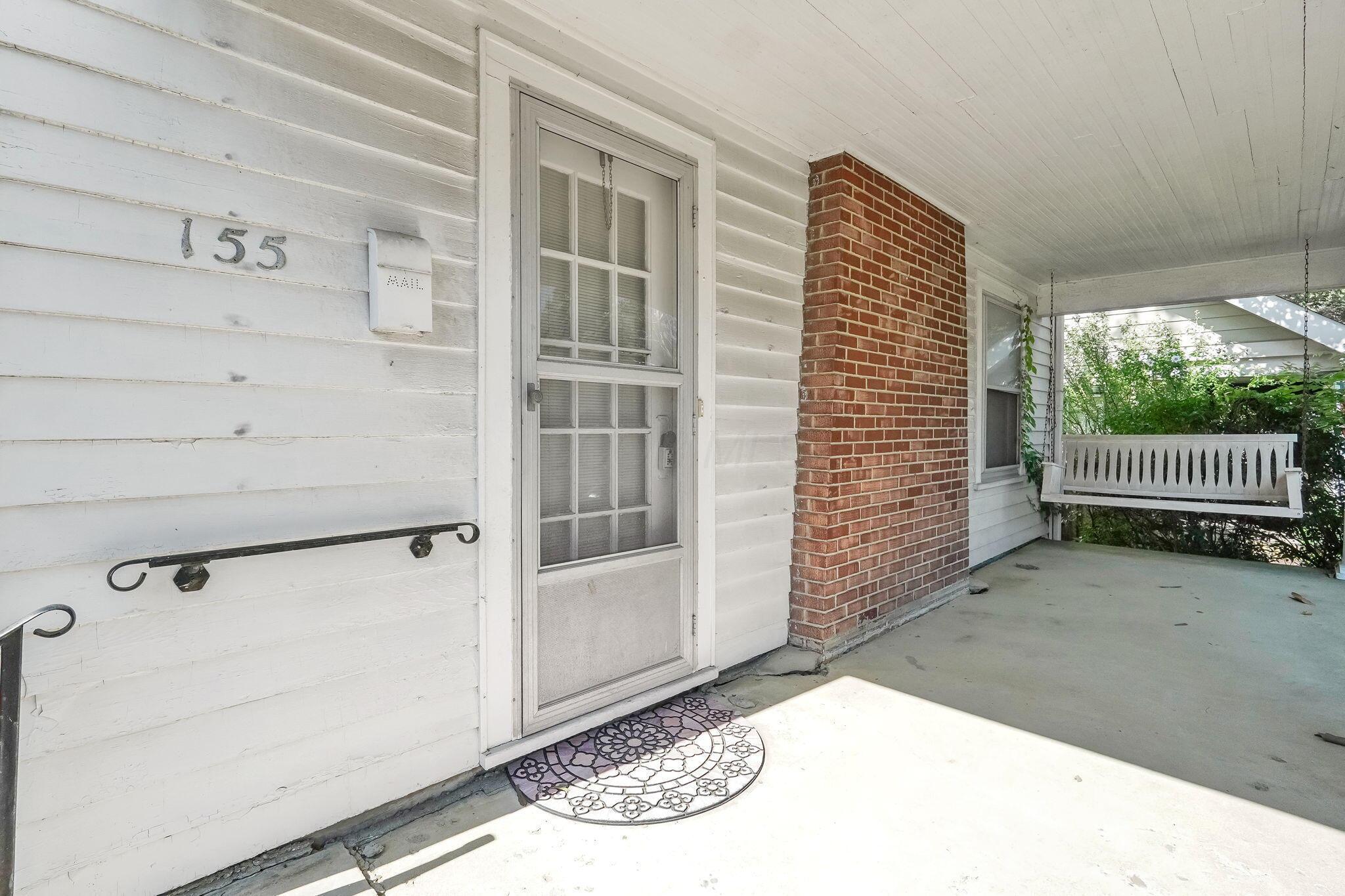 155 Chatham Road Columbus, OH 43214 - Photo 3 of 28 3-web-or-mls-155-chatham-rd