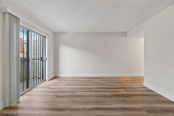 $165,000 | 3591 Arville Street, Unit 301B, Las Vegas, NV 89103