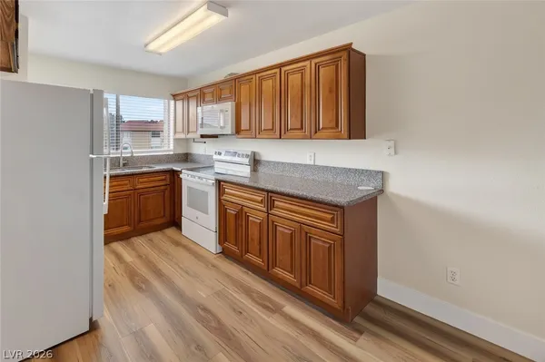 $165,000 | 3591 Arville Street, Unit 301B, Las Vegas, NV 89103