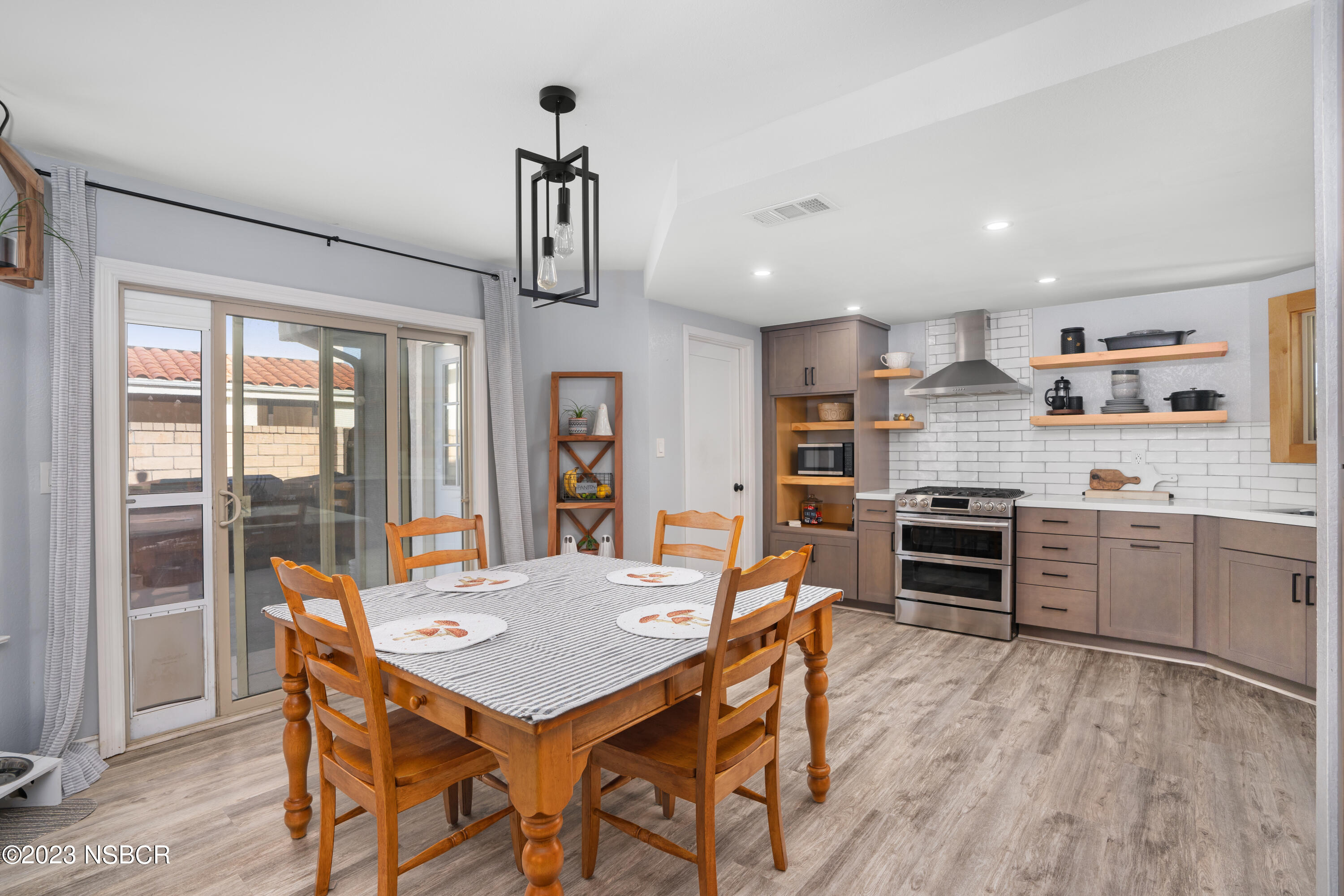 305 Chaplin Circle Lompoc, CA 93436 - Photo 18 of 41 305 Chaplin Cir-15