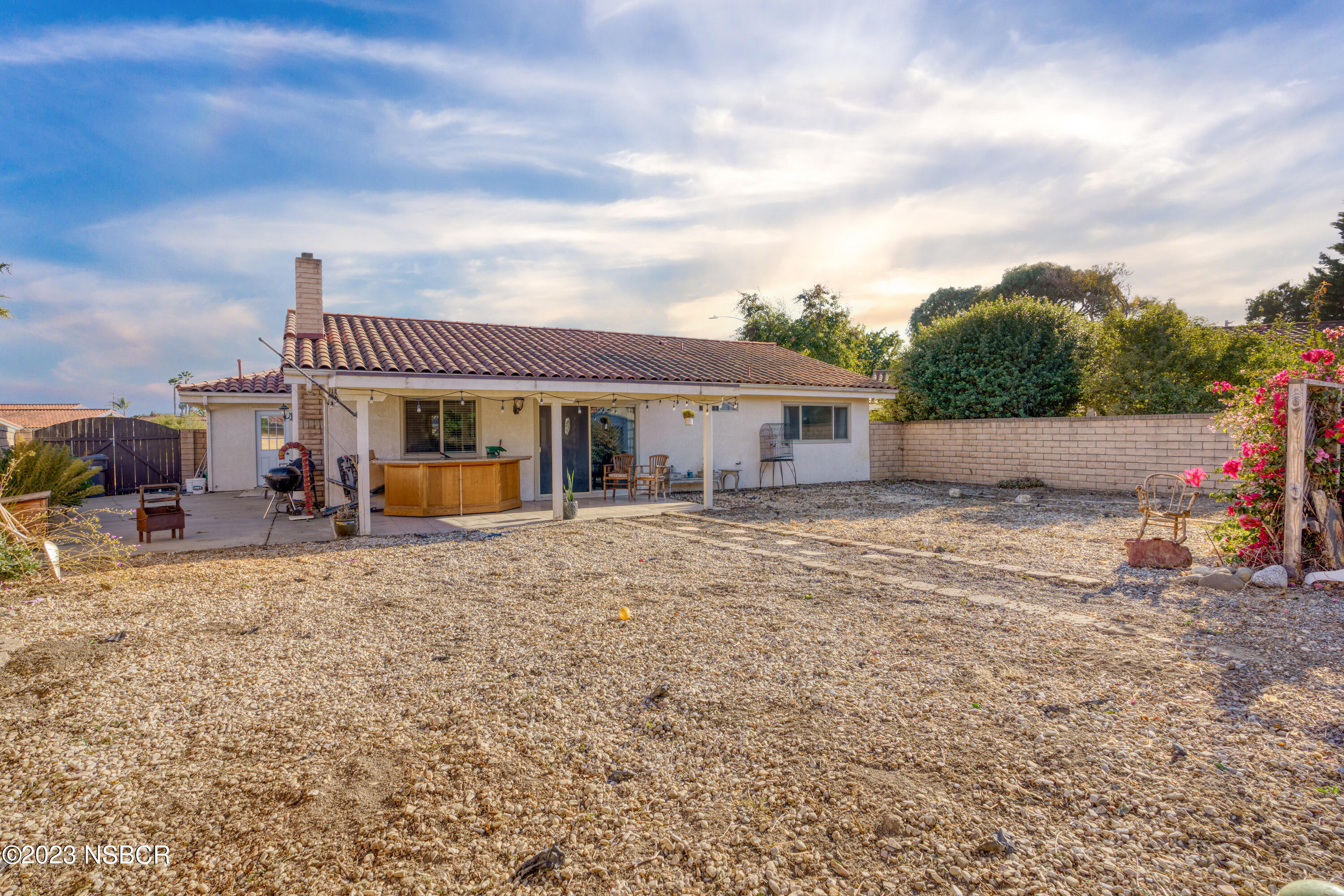 305 Chaplin Circle Lompoc, CA 93436 - Photo 38 of 41 305 Chaplin Cir-35