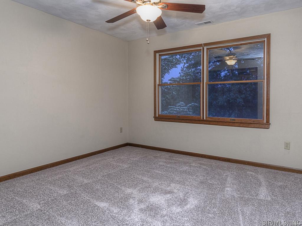 513 Shiloh Station Road Shiloh, IL 62221 - Photo 13 of 24