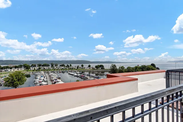 $429,900 | 101 South Washington Street, Unit 302, Lake City, MN 55041