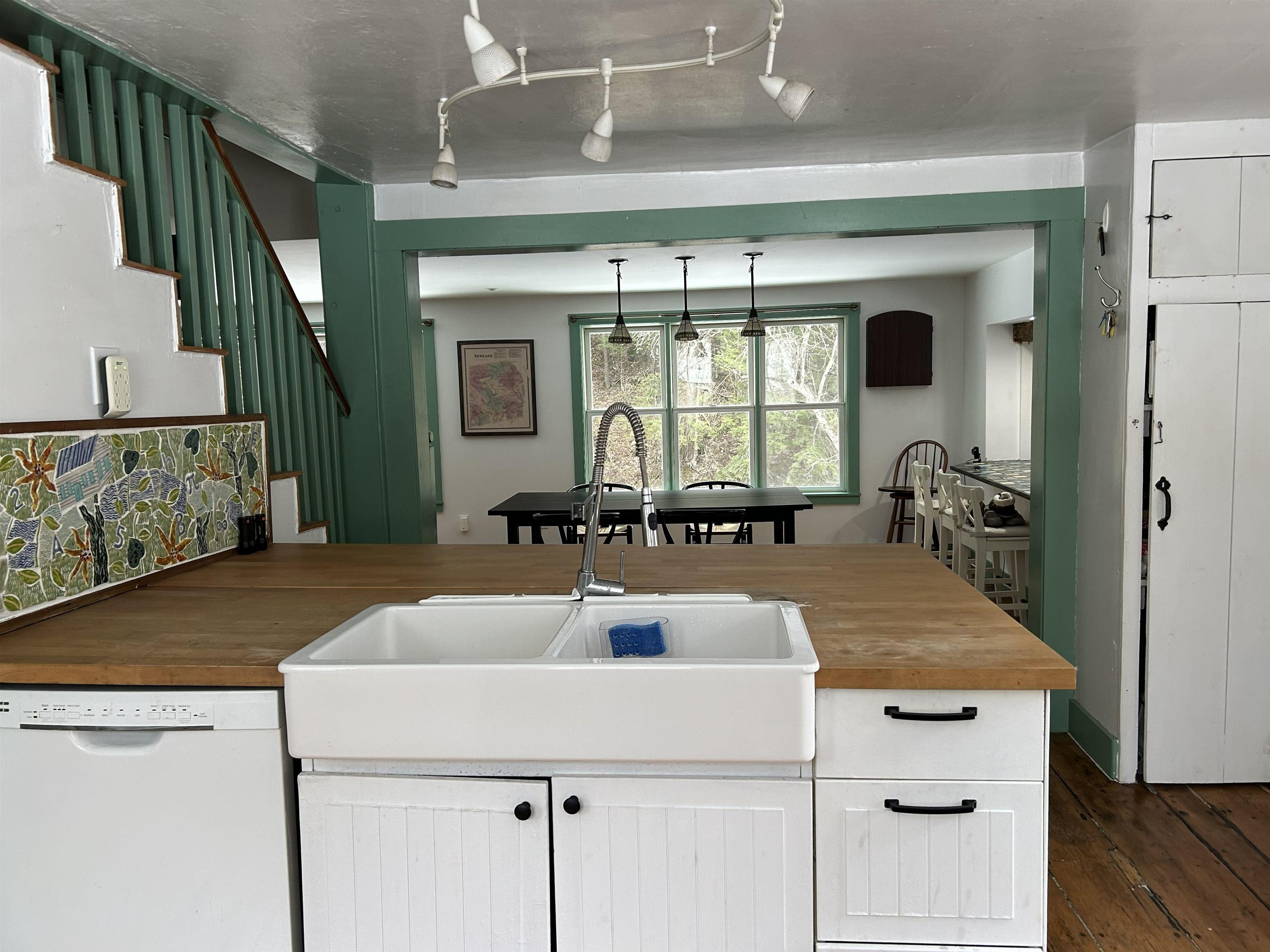 30 Back Street Newfane, VT 05345 - Photo 11 of 41