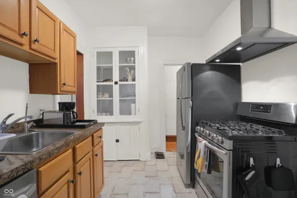 $699,900 | 537 East 11th Street, Indianapolis, IN 46202