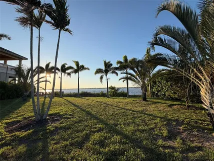 $800,000 | 4223 Hawk Island Drive, Bradenton, FL 34208