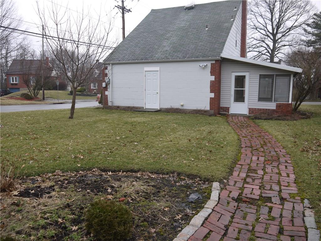 568 Highview Road Pittsburgh, PA 15234 - Photo 22 of 25 SIDE VIEW OF HOUSE LEADING TO SHED AND GARDENS