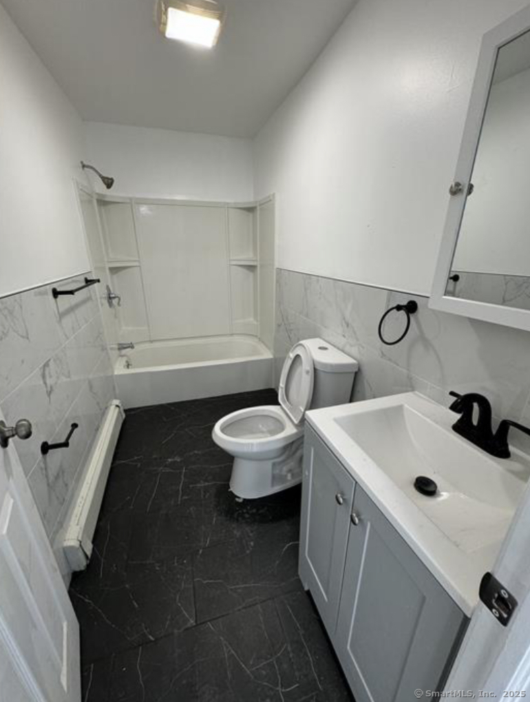 413 East Main Street, Unit 2 Bridgeport, CT 06608 - Photo 9 of 9