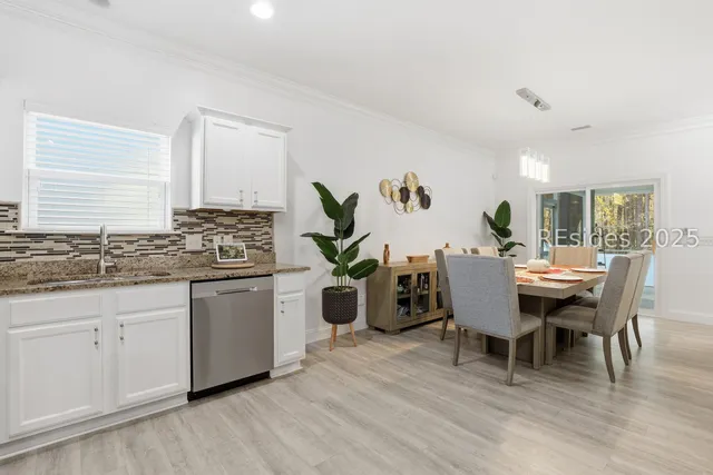 $434,900 | 44 Running Oak Drive, Bluffton, SC 29910