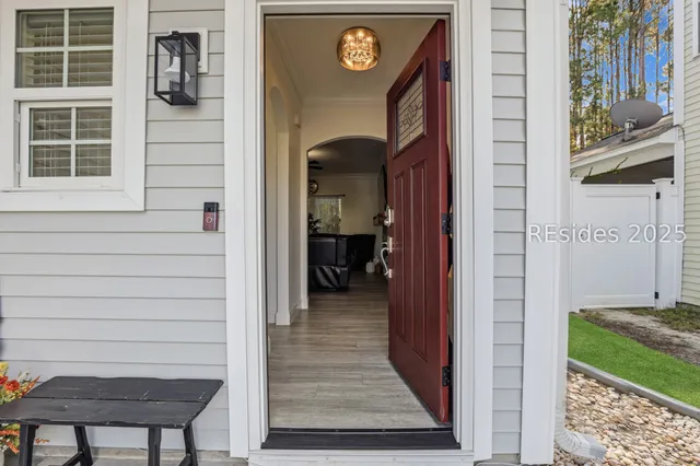 $434,900 | 44 Running Oak Drive, Bluffton, SC 29910