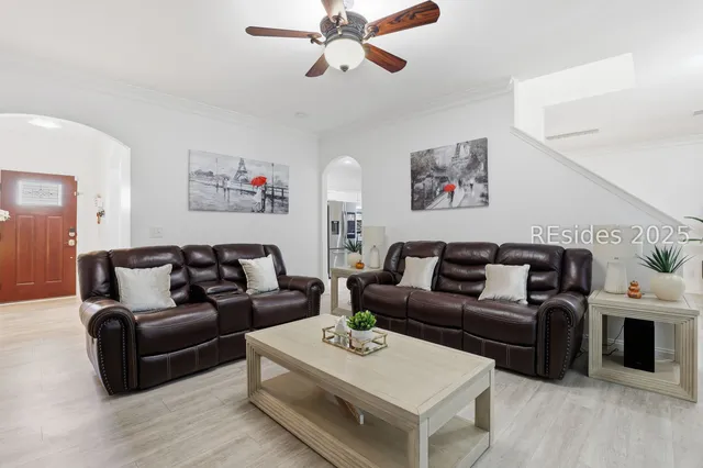 $434,900 | 44 Running Oak Drive, Bluffton, SC 29910