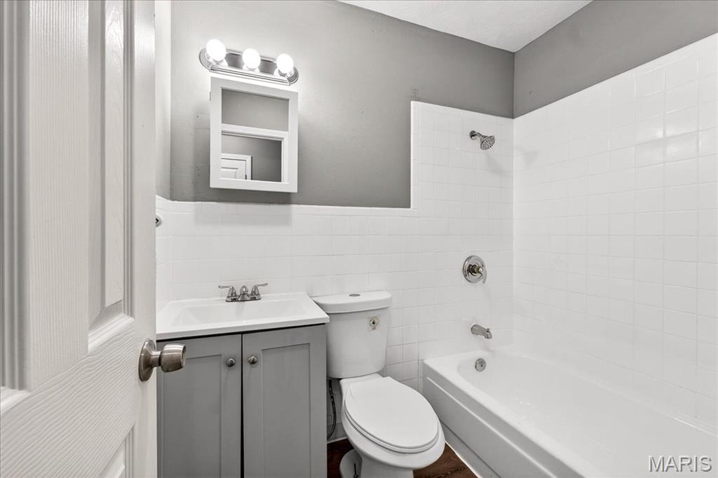 317 Sauget Avenue Cahokia, IL 62206 - Photo 10 of 24