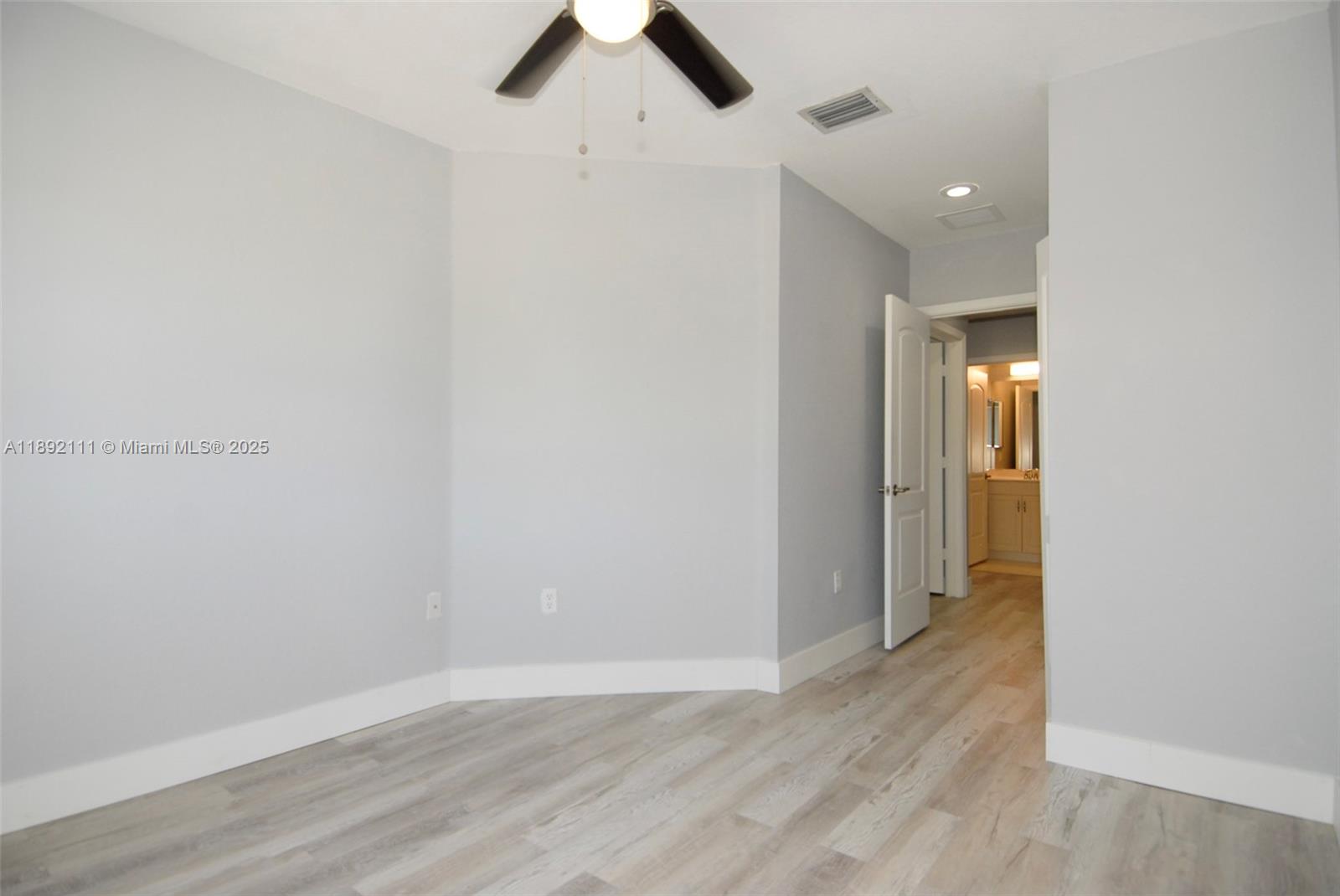 7636 Foxcroft Lane Davie, FL 33328 - Photo 14 of 34