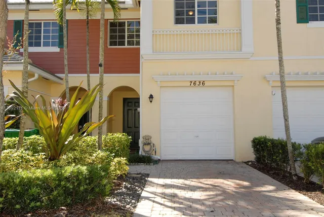 $495,000 | 7636 Foxcroft Lane, Davie, FL 33328