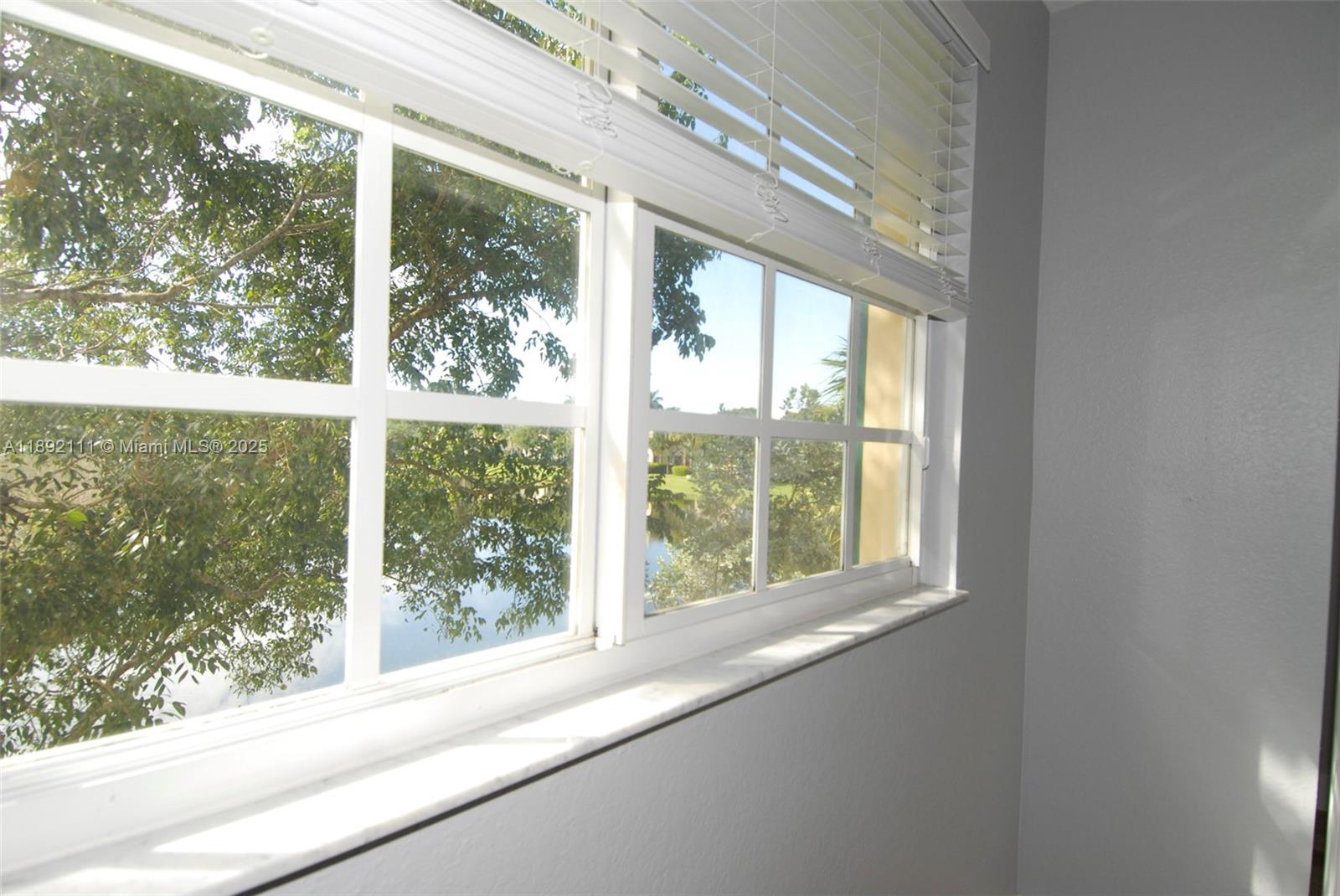 7636 Foxcroft Lane Davie, FL 33328 - Photo 21 of 34