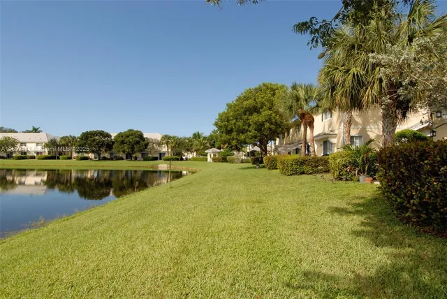 $495,000 | 7636 Foxcroft Lane, Davie, FL 33328