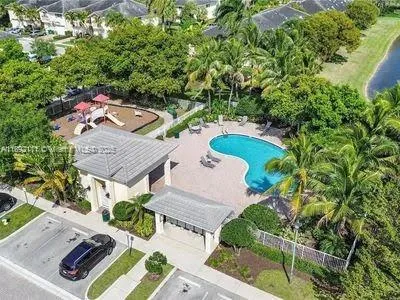 $495,000 | 7636 Foxcroft Lane, Davie, FL 33328