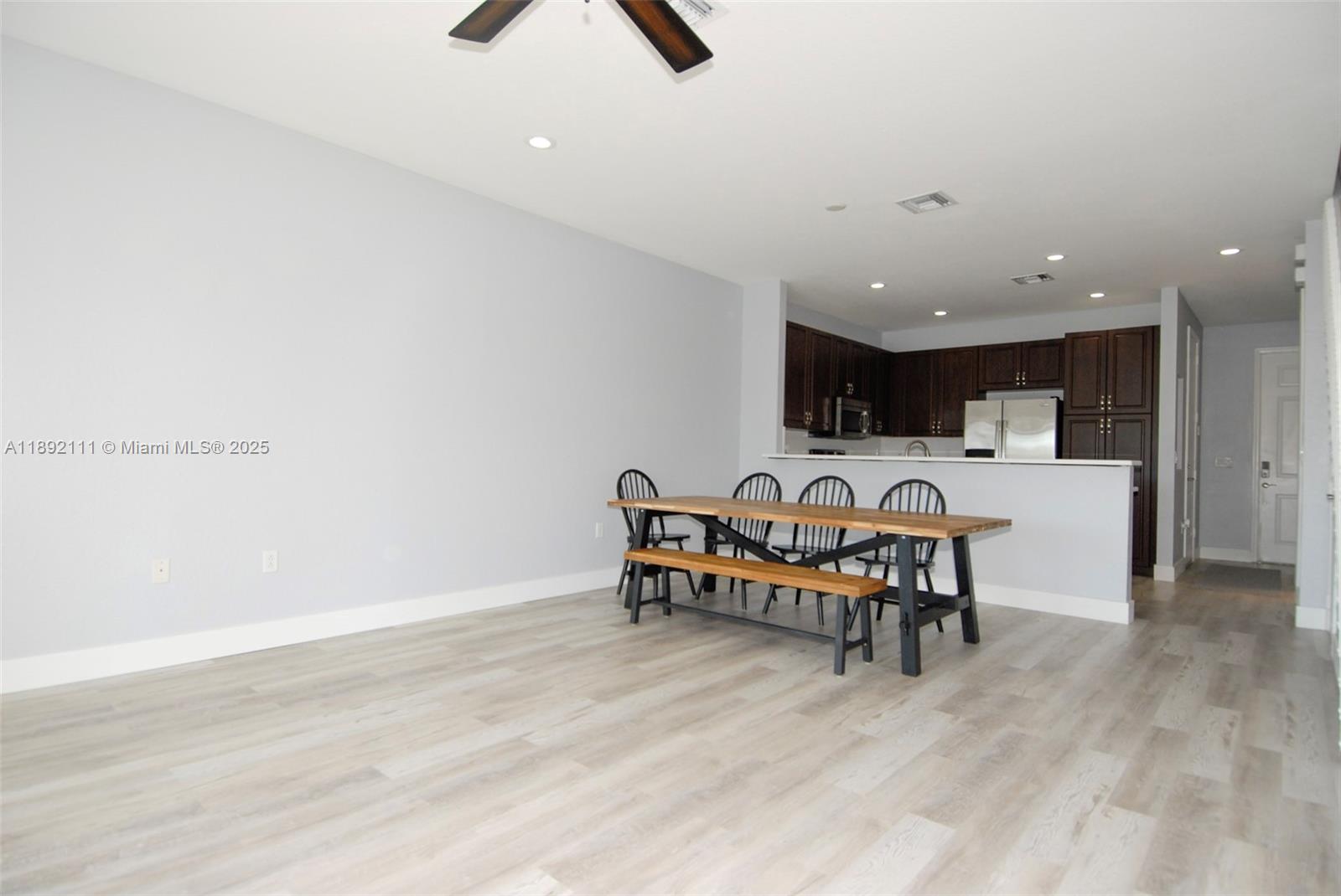 7636 Foxcroft Lane Davie, FL 33328 - Photo 9 of 34