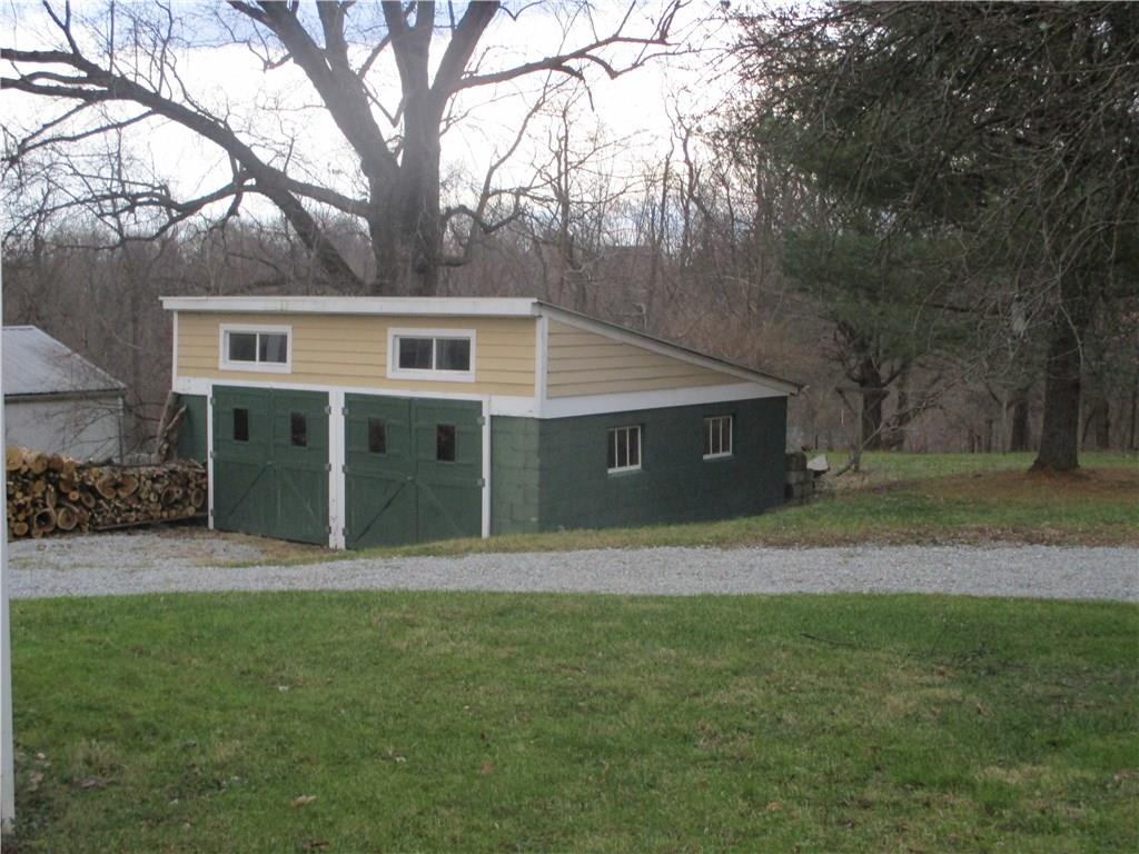 1243 Morrow Road Pittsburgh, PA 15241 - Photo 3 of 18 Gallery Image 3