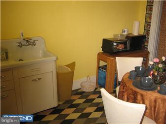 1612 South 5th Street Philadelphia, PA 19148 - Photo 5 of 7 Bedroom 2