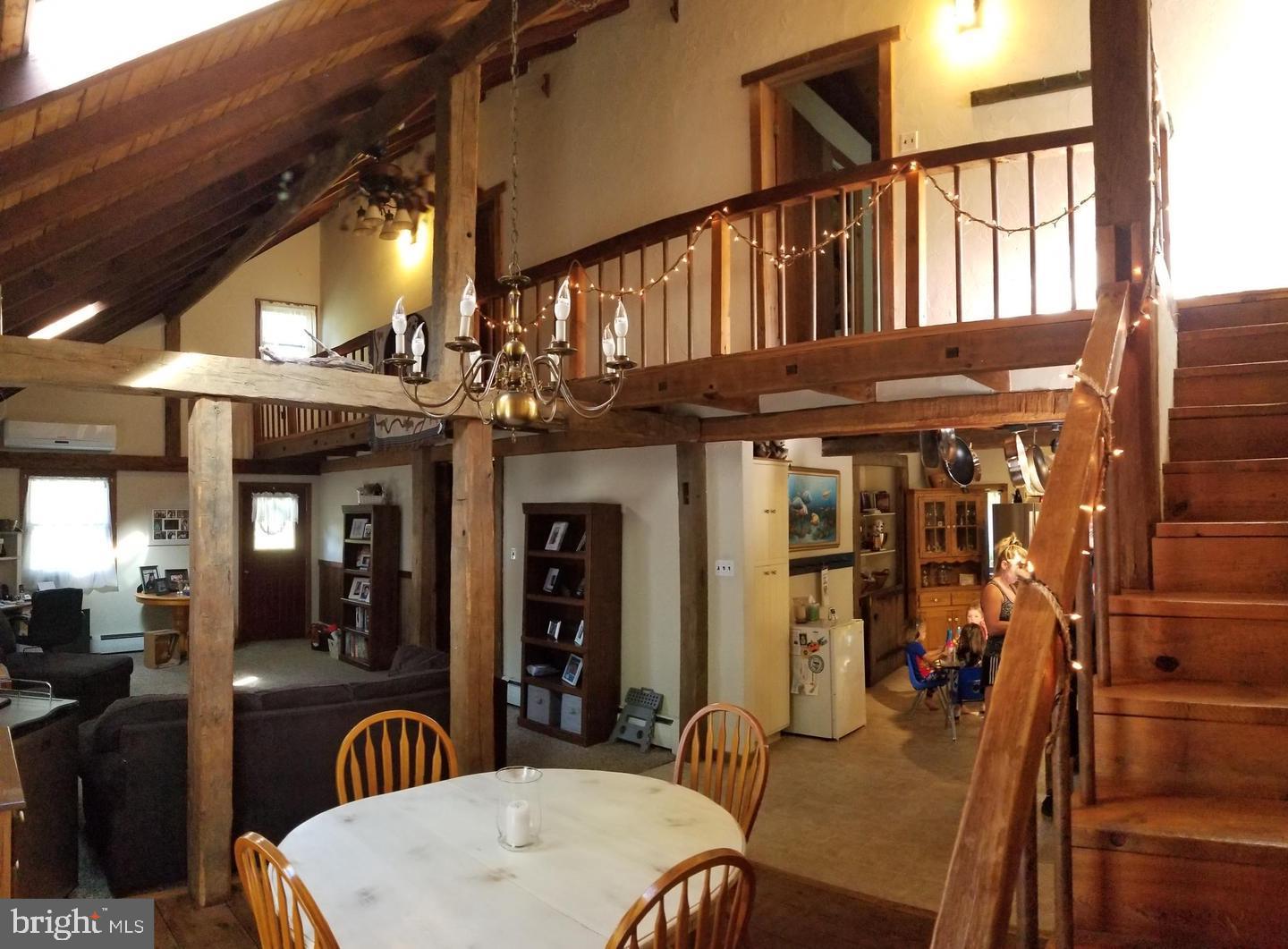 211 Mooredale Road Carlisle, PA 17015 - Photo 11 of 37 Gallery Image 11