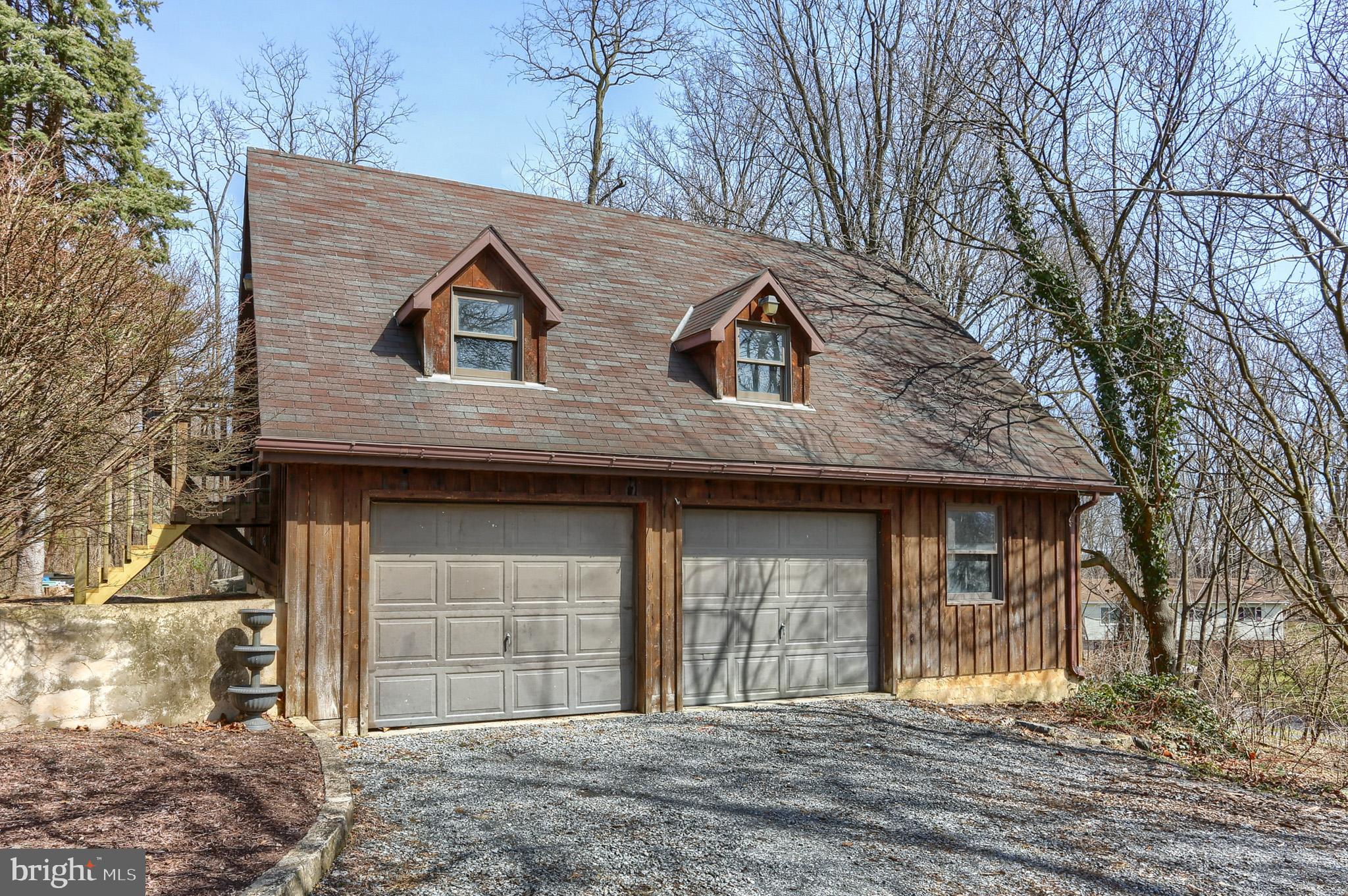 211 Mooredale Road Carlisle, PA 17015 - Photo 4 of 37 Gallery Image 4