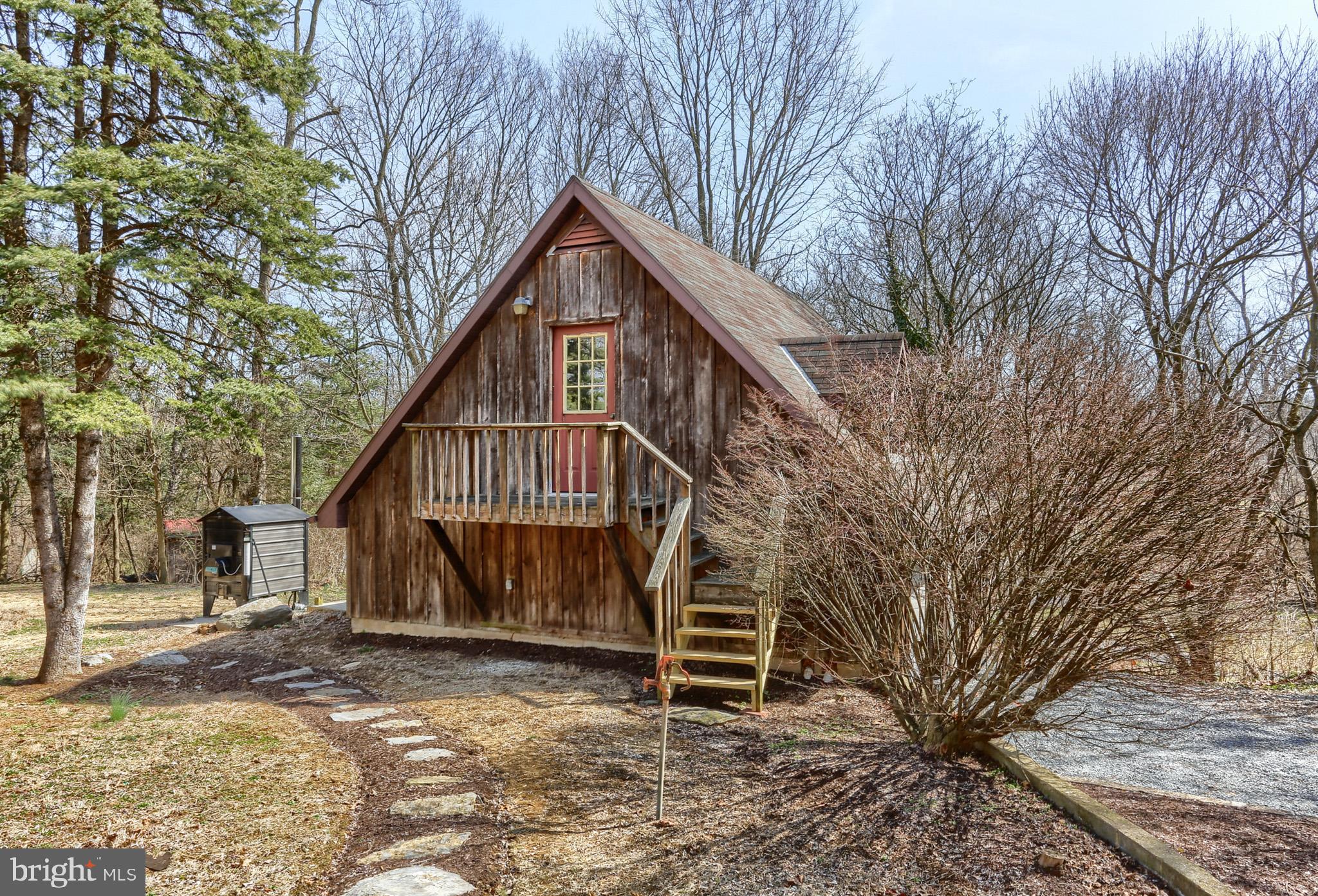 211 Mooredale Road Carlisle, PA 17015 - Photo 5 of 37 Gallery Image 5