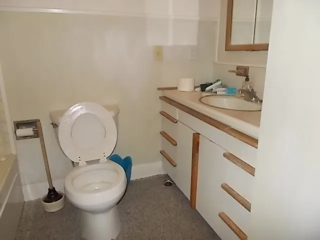 $350,000 | 912 Tivy Street, Kerrville, TX 78028