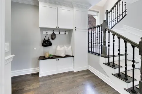$1,025,000 | 3923 North Kilbourn Avenue, Chicago, IL 60641