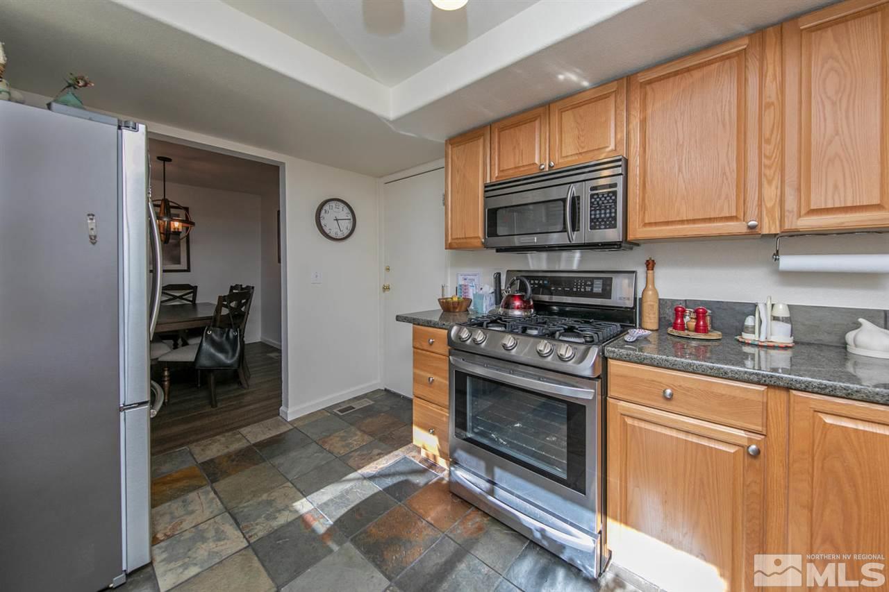 1171 Rayburn Drive Reno, NV 89503 - Photo 8 of 19 Photo 8
