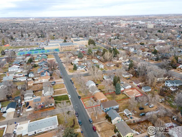 an aerial view of multiple house