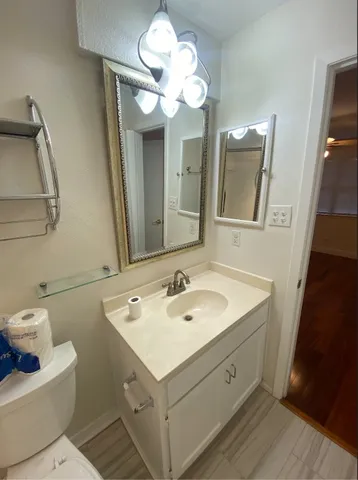 $2,050 | 2906 West Avenue, Unit 4, Austin, TX 78705