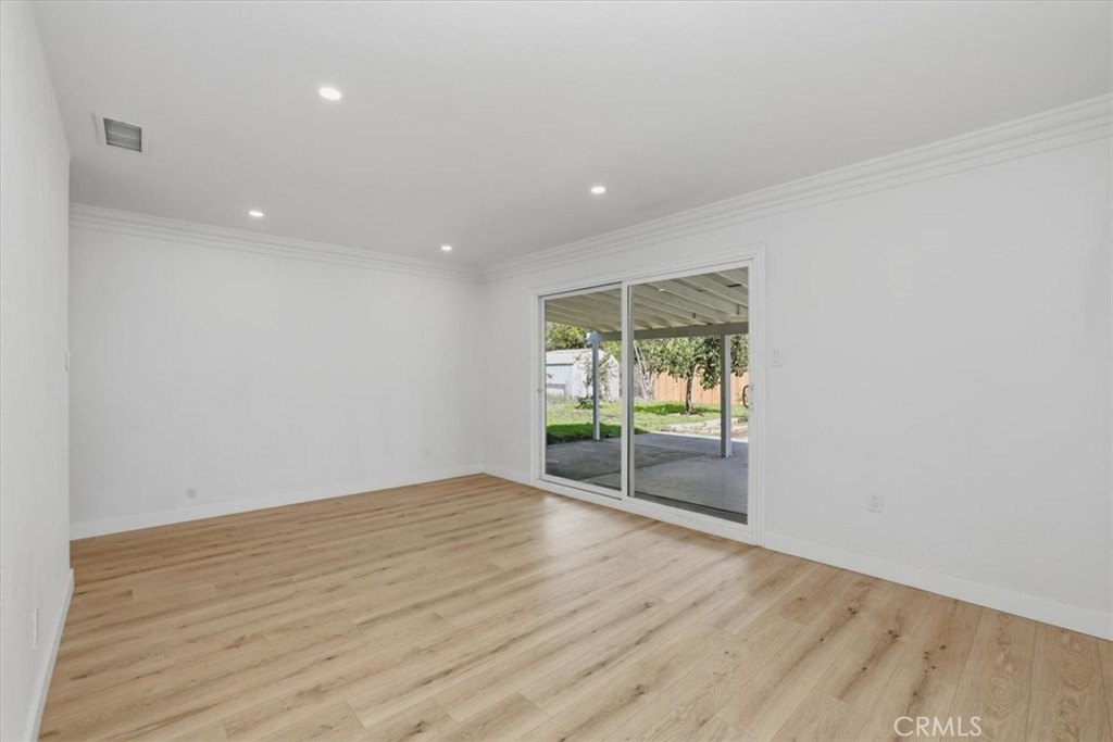6490 Hillside Avenue Riverside, CA 92504 - Photo 9 of 30