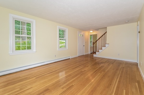 181 Stetson Road Norwell, MA 02061 - Photo 3 of 18 Gallery Image 3